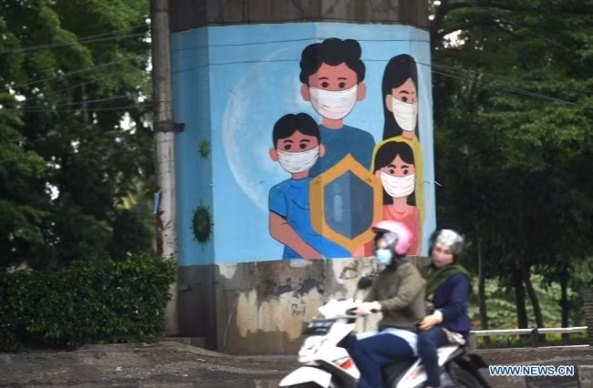 A mural painting as part of a campaign to raise awareness of COVID-19 prevention is seen in Jakarta, Indonesia, Dec. 1, 2020. (Photo: Xinhua)