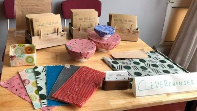 Samples of beeswax food wrappers by Clever Changes group (Photo: Clever Changes) 