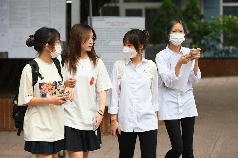Candidates attend the high school graduation exam 2022. (Photo: THANH DAT)