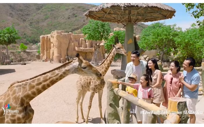 Travel is a "vitamin" for life. (Photo via NDO)