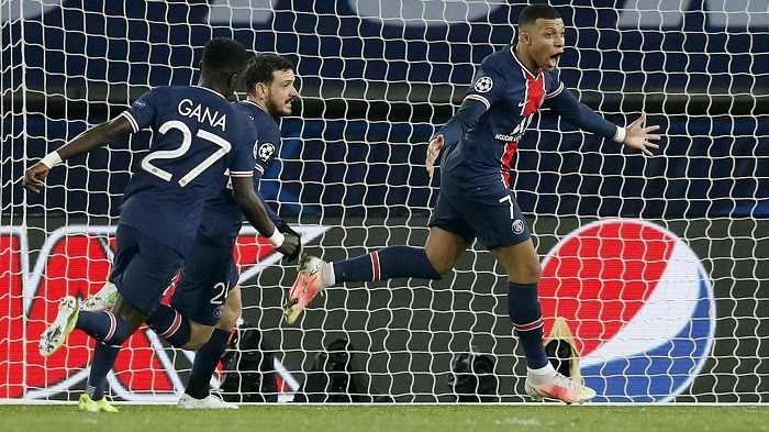 Soccer Football - Champions League - Round of 16 Second Leg - Paris St Germain v FC Barcelona - Parc des Princes, Paris, France - March 10, 2021 Paris St Germain's Kylian Mbappe celebrates scoring their first goal. (Photo: Reuters)
