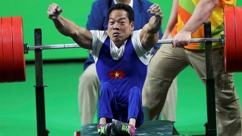 Le Van Cong has made history with the first-ever gold medal for Vietnamese disabled athletes at the Paralympics. (Credit: Reuters)