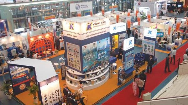 At VietShip 2014 (Photo: baodautu.vn)