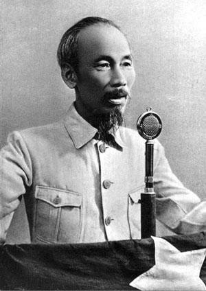 President Ho Chi Minh solemnly reading the Declaration of Independence in Hanoi's historic Ba Dinh square on September 2