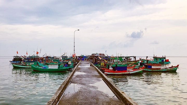 Fishing village on Pearl Island
