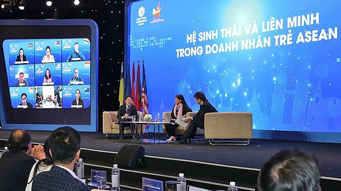 A panel discussion at the forum. (Photo: NDO/Ngoc Vy)