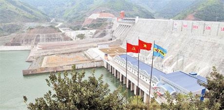 Vietnam economy in 2012: a tough year with challenges ahead