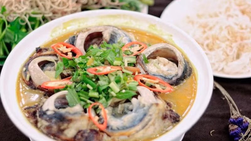 Sea tuna eyes - A special dish from Phu Yen province