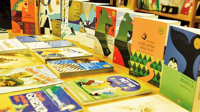 A number of Russian literary works published in Vietnam. (Photo: NDO)