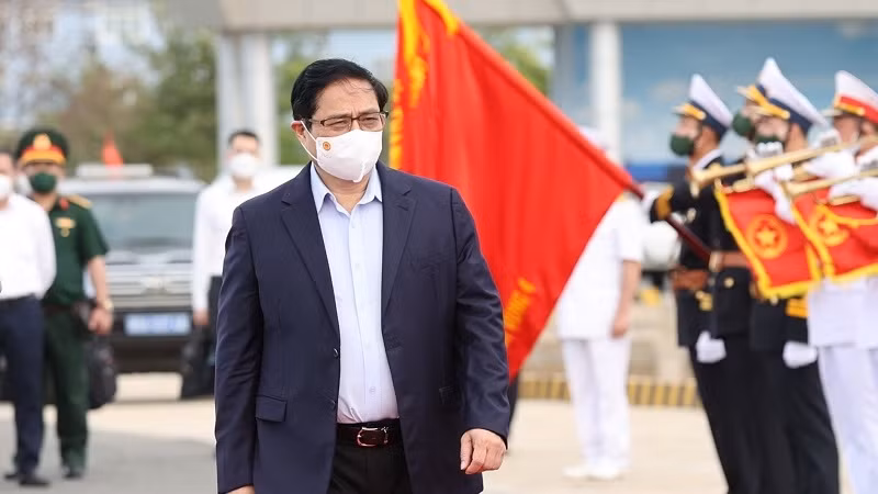 PM Pham Minh Chinh visits Submarine Brigade 189. (Photo: VNA)