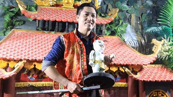 Puppeteer Phan Thanh Liem