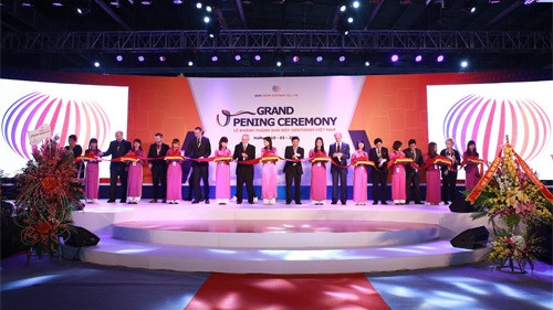 The inauguration ceremony for the plant (Credit: vnexpress.net)