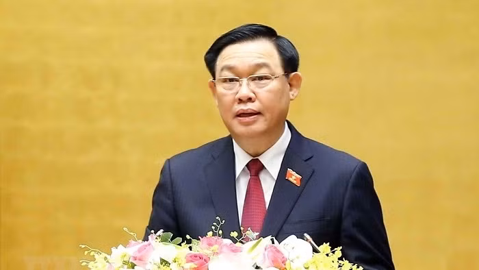 National ssembly Chairman Vuong Dinh Hue will chair a a seminar to consult experts on socio-economic issues. (Photo: VNA)