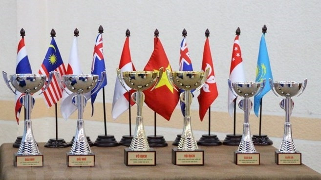 Cups for top teams of AVC Women’s Beach Volleyball Championship (Photo: VNA)
