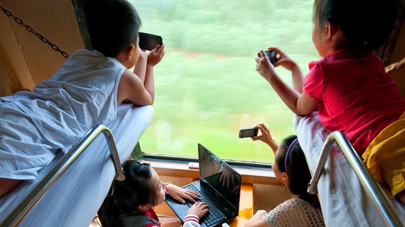 The service is designed to meet the demand of passengers who want to have private space when travelling by rail with their families and friends.