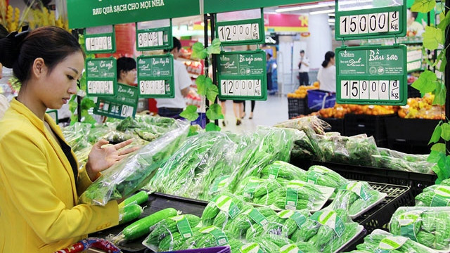 The prices of food and foodstuffs are showing signs of growing after a period of relative stability. (Photo: Bao Dau Tu)