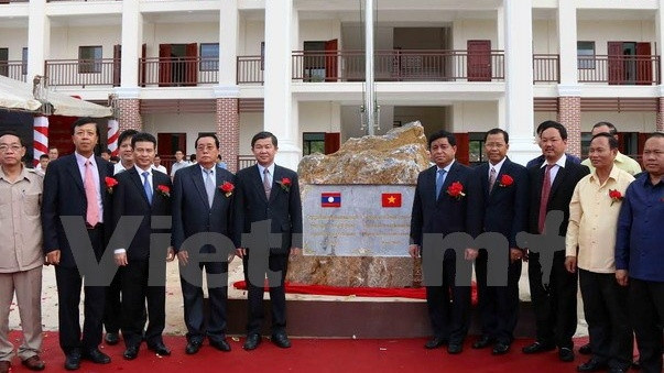 The inauguration ceremony for the new Vieng Phu Kha high school (Credit: VNA)