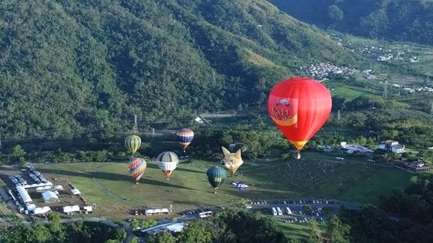 A Vietjet hot air balloon will represent the national colours of Vietnam at the festival.(Photo: Vietnam Plus)