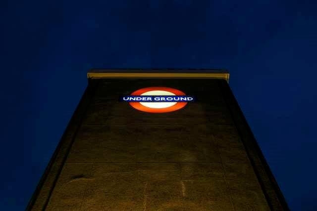 The London underground logo is seen just before dawn at Wanstead underground tube station in London March 3, 2016. (Photo: Reuters)