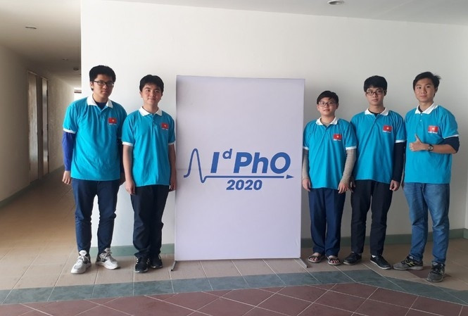 The Vietnamese Olympic Physics delegation