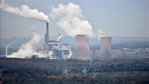 Vietnam is striving to mitigate climate change impacts and achieve net zero emissions by 2050. (Illustrative image: VNA)