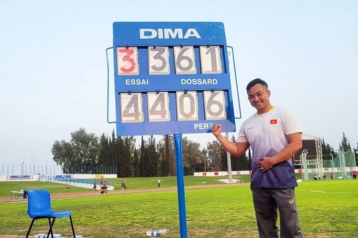 Vietnam’s Cao Ngoc Hung wins a silver medal in the men’s javelin F57 category at the World Para Athletics Grand Prix 2022 in Tunisia. (Photo: Webthethao)