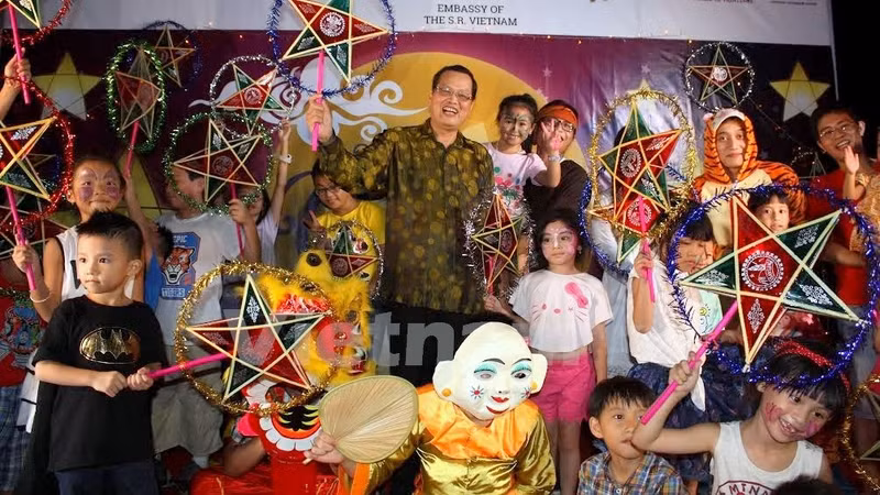 Mid-Autumn festival celebrated among Vietnamese communities in Singapore on September 26.