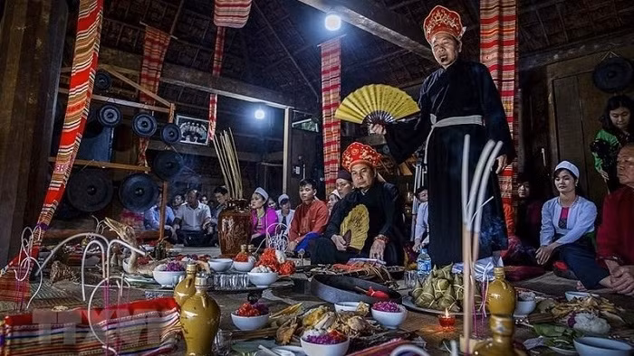 Mo Muong is praised as a folklore encyclopaedia containing the quintessence of Muong ethnic culture (Photo: VNA)