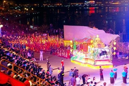 The 2012 Ha Long Carnival