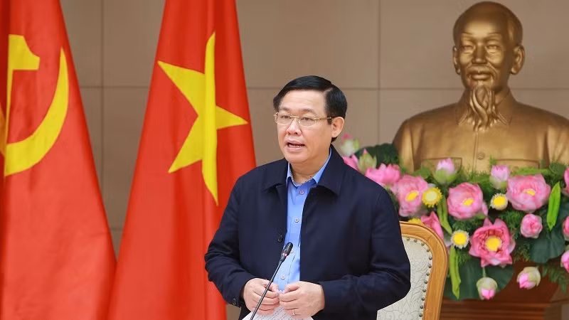 Deputy PM Vuong Dinh Hue