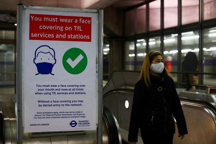 From Tuesday morning, face masks are compulsory on transport and in shops, banks and hair salons.