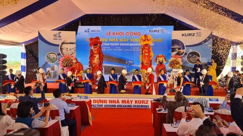 The ground-breaking ceremony for the Kurz factory in Becamex VSIP Binh Duong Industrial Park.