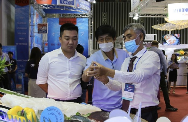 Visitors at the exhibition (Photo: VNA) 