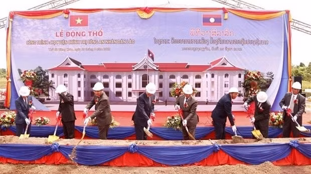 At the groundbreaking ceremony (Photo: VNA)