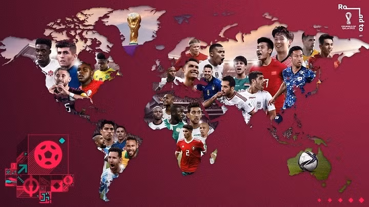 Vietnamese striker Nguyen Tien Linh (R) appears on the FIFA's special poster ahead of the forthcoming round of the 2022 World Cup Qualifiers. (Photo: FIFA World Cup)