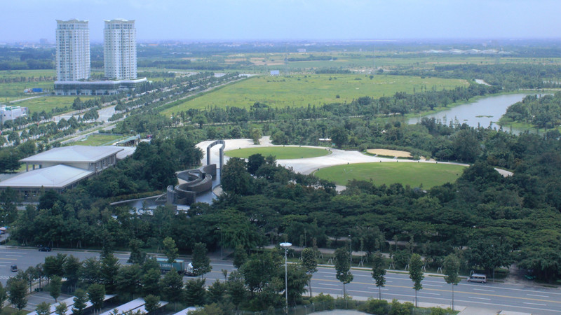 The bus route would begin at Binh Duong New City and end at Suoi Tien metro station. 