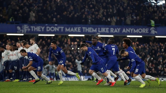 Chelsea players celebrate winning the penalty shootout as Tottenham Hotspur players react - Carabao Cup - Semi-Final Second Leg - Chelsea v Tottenham Hotspur - Stamford Bridge, London, Britain - January 24, 2019. (Photo: Action Images via Reuters) 