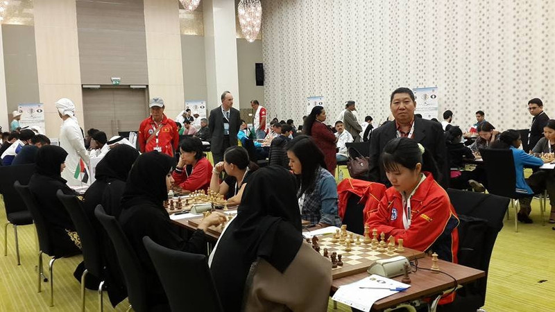 Vietnam’s women’s team (in red) at the 2016 Asian Nations Chess Cup in the UAE.