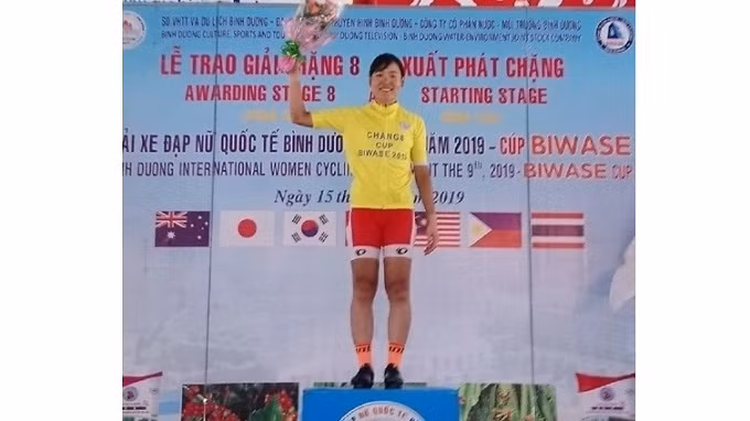Kashiki Shoko of Japan claims the overall Yellow Jersey.