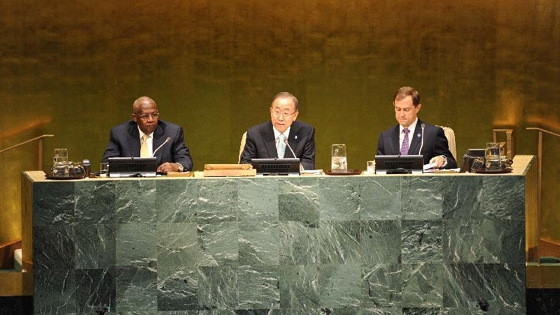 UN Secretary-General Ban Ki-moon (middle) speaks during the opening ceremony of the Climate Summit at the UN headquarters in New York, on September 23, 2014 (Photo: Xinhua)