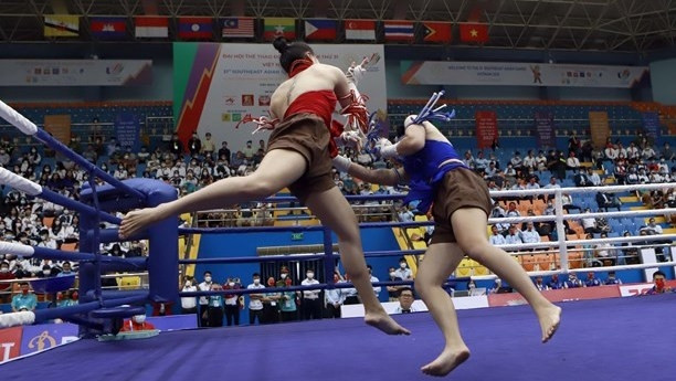 The silver was secured by Pham Thi Diem Trang and Pham Thi Bich Lieu. (Photo: VNA)