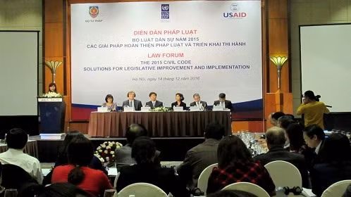The law forum on the 2015 Civil Code takes place in Hanoi on December 14. (Credit: VNA)