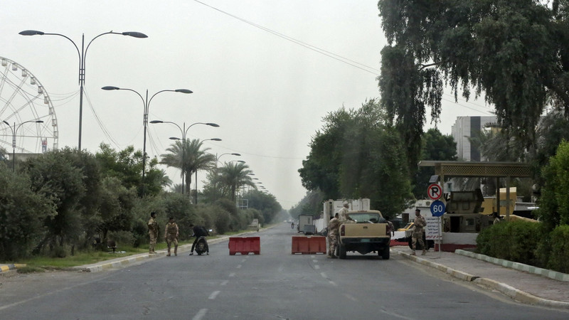 A military roadblock near the green zone in Baghdad, Iraq. (Photo: AFP/VNA)