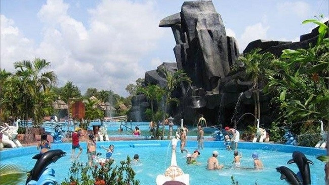Binh Chau hot spring: A perfect place to refresh 