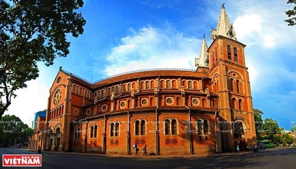Notre Dame Cathedral, a renowned tourist spot in Ho Chi Minh City (Photo: Vietnam Pictorial)