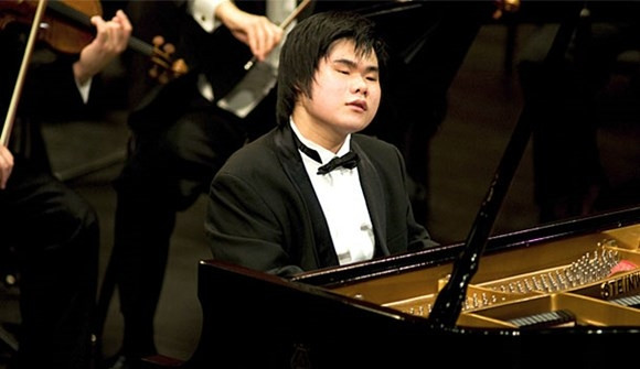 Pianist Nobuyuki Tsujii (Photo: Antalyapiyanofestivali)