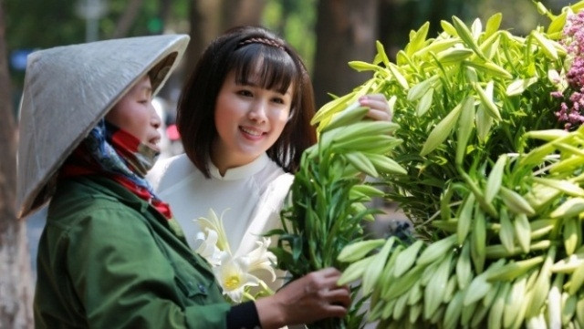 April is the time for white lilies.
