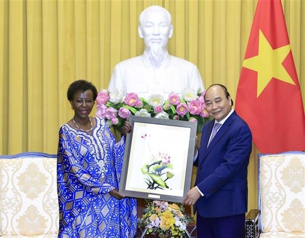 President Nguyen Xuan Phuc and Secretary-General of the International Organisation of La Francophonie (OIF) Louise Mushikiwabo (Photo: VNA)