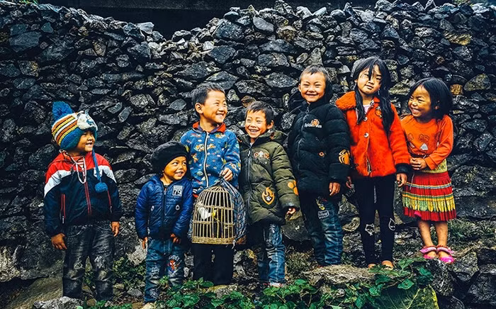 The photo "Children in Lao Xa, Ha Giang" by Ninh Manh Thang (Photo: NDO)
