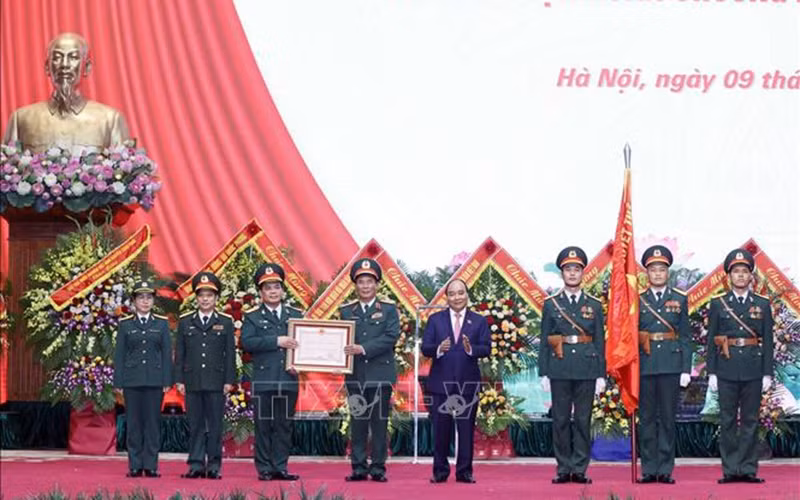 Army Corps 11 was honoured with third-class Fatherland Protection Order (Photo: VNA)